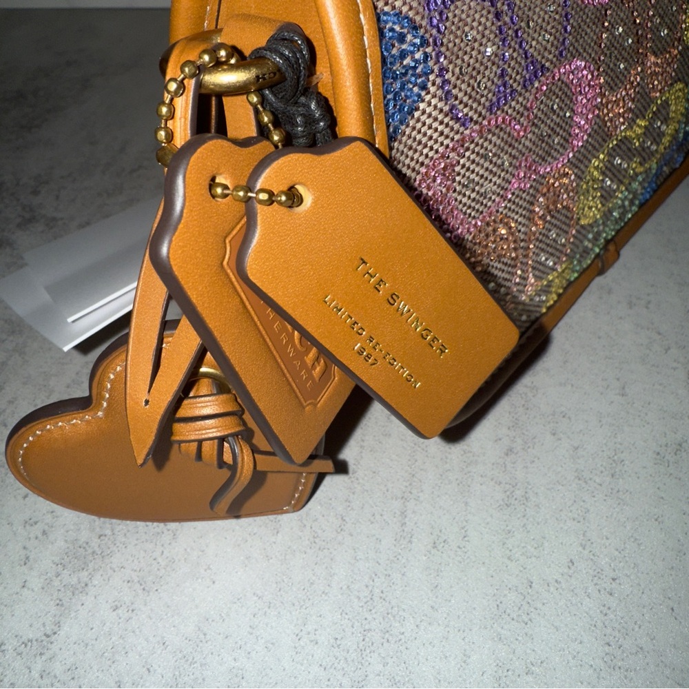 Coach Swinger Bag 20 With Chain In Rainbow Crystal Signature Jacquard - Picture 9 of 9